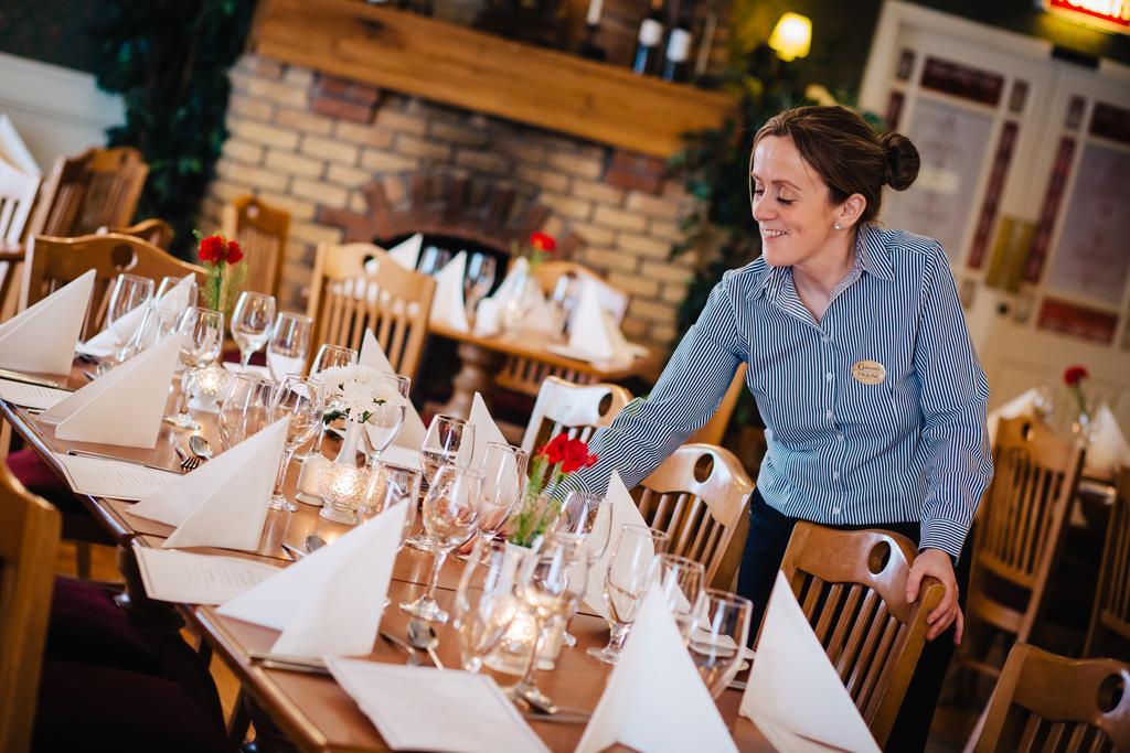 רוסקומון Gleeson'S Restaurant & Rooms מראה חיצוני תמונה